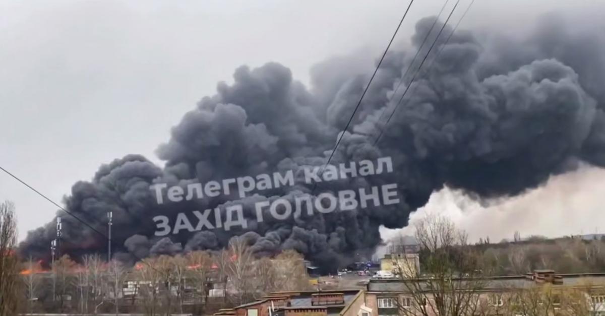 Наслідки удару по Луцьку Наслідки удару по Луцьку