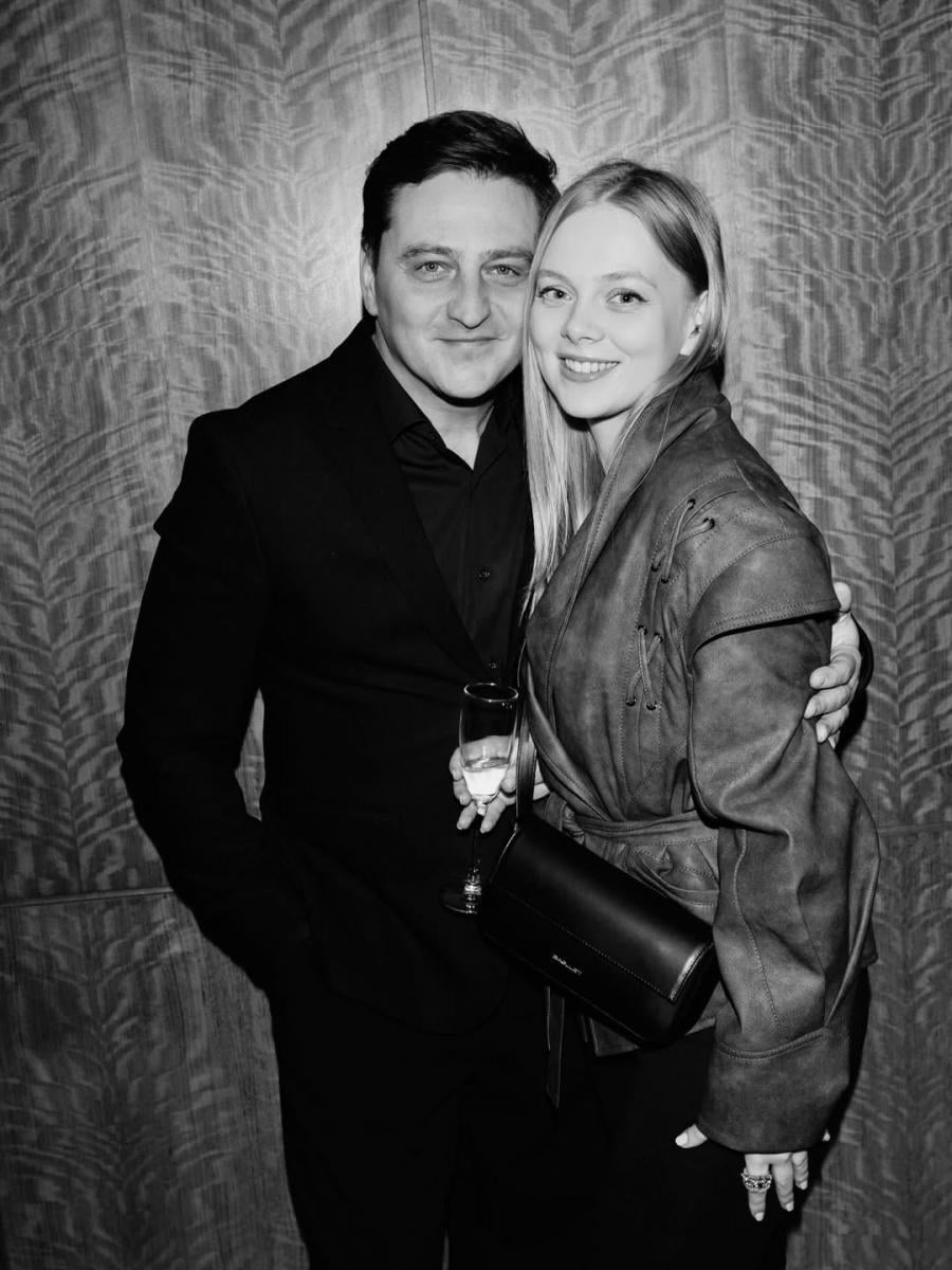 В'ячеслав Довженко з нареченою