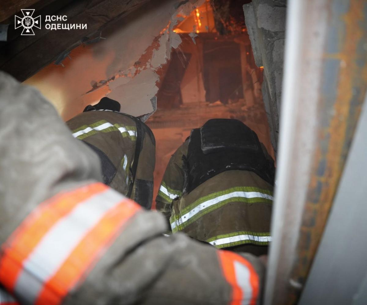 Наслідки удару по Одесі Наслідки удару по Одесі