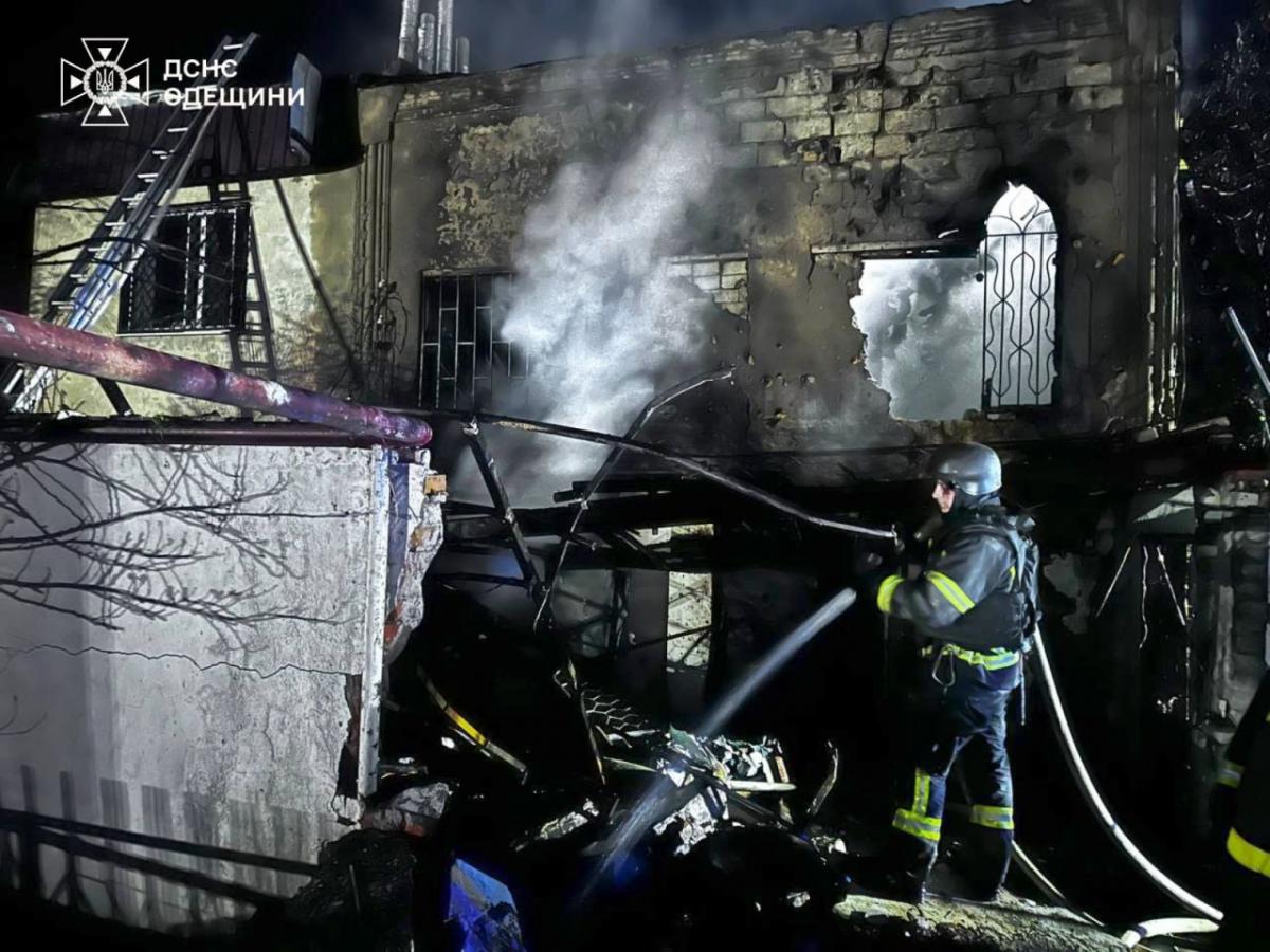 Наслідки удару по Одесі Наслідки удару по Одесі