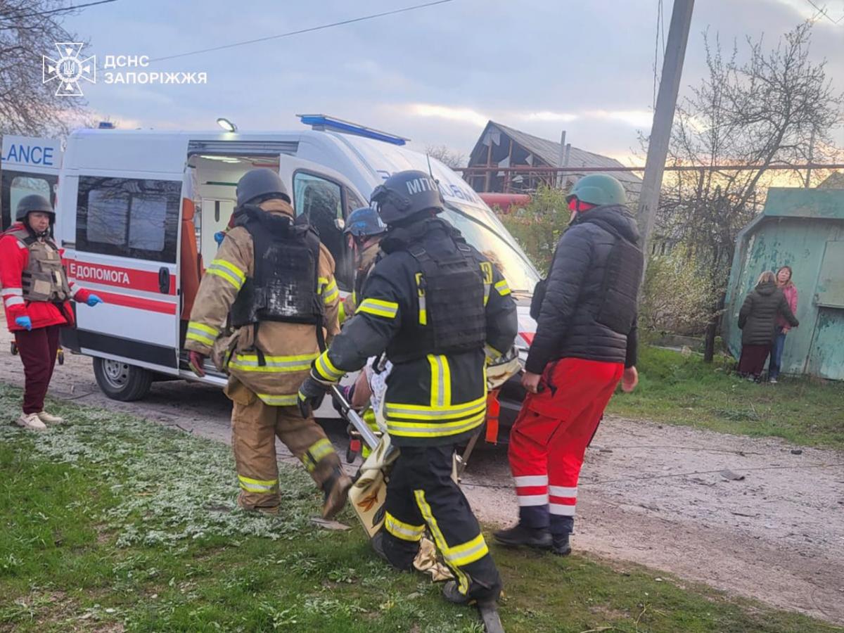 РФ масовано вдарила по Запорізькому району