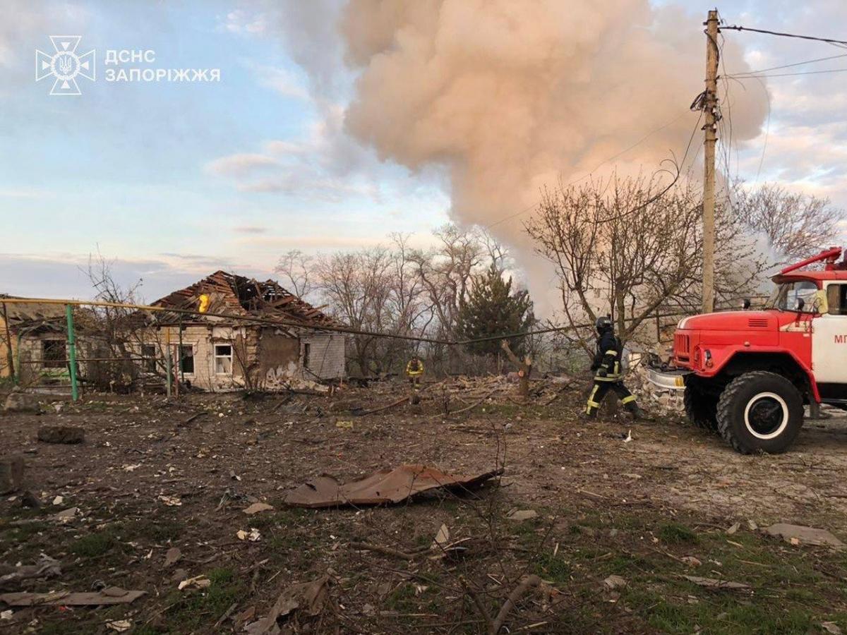 РФ масовано вдарила по Запорізькому району