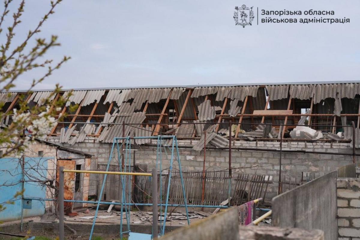 РФ масовано вдарила по Запорізькому району