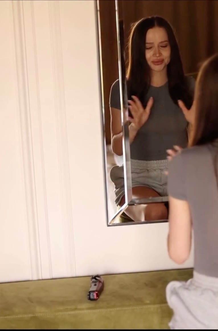 Блогерша Лерчек лишилась своих волос Блогерша Лерчек лишилась своих волос