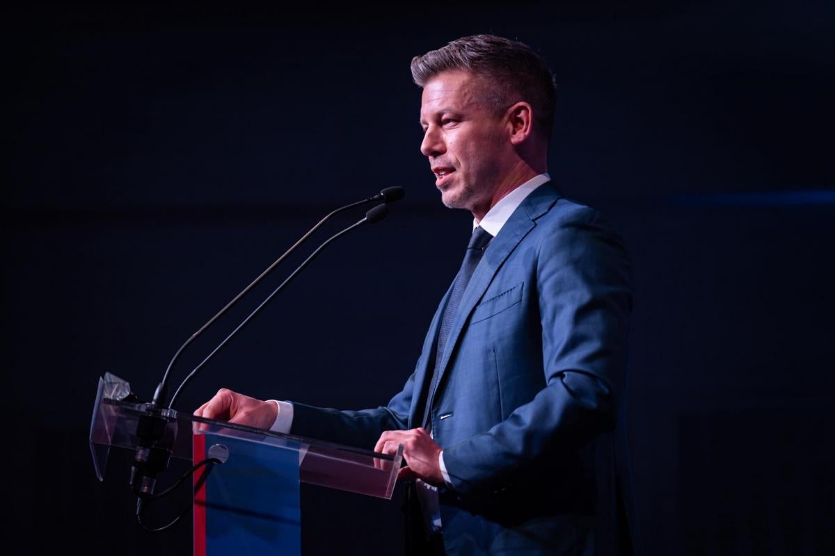 Петер Мадяр