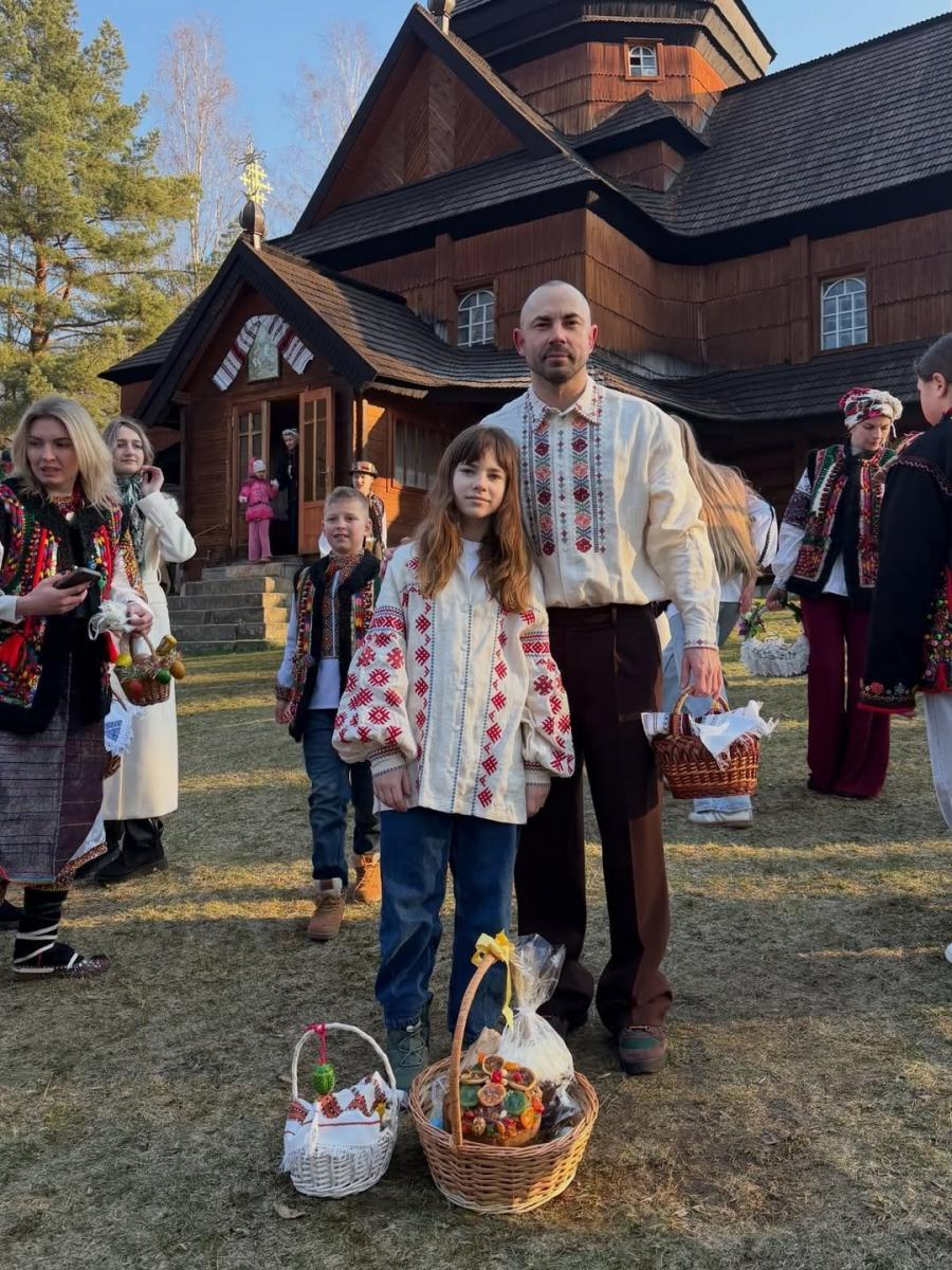 Великдень-2026: українські зірки привітали зі святом і показали освячення пасок