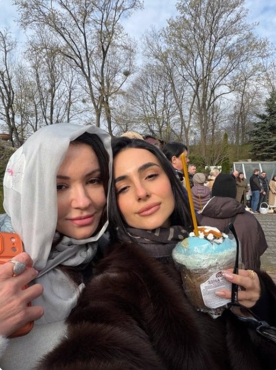 Великдень-2026: українські зірки привітали зі святом і показали освячення пасок