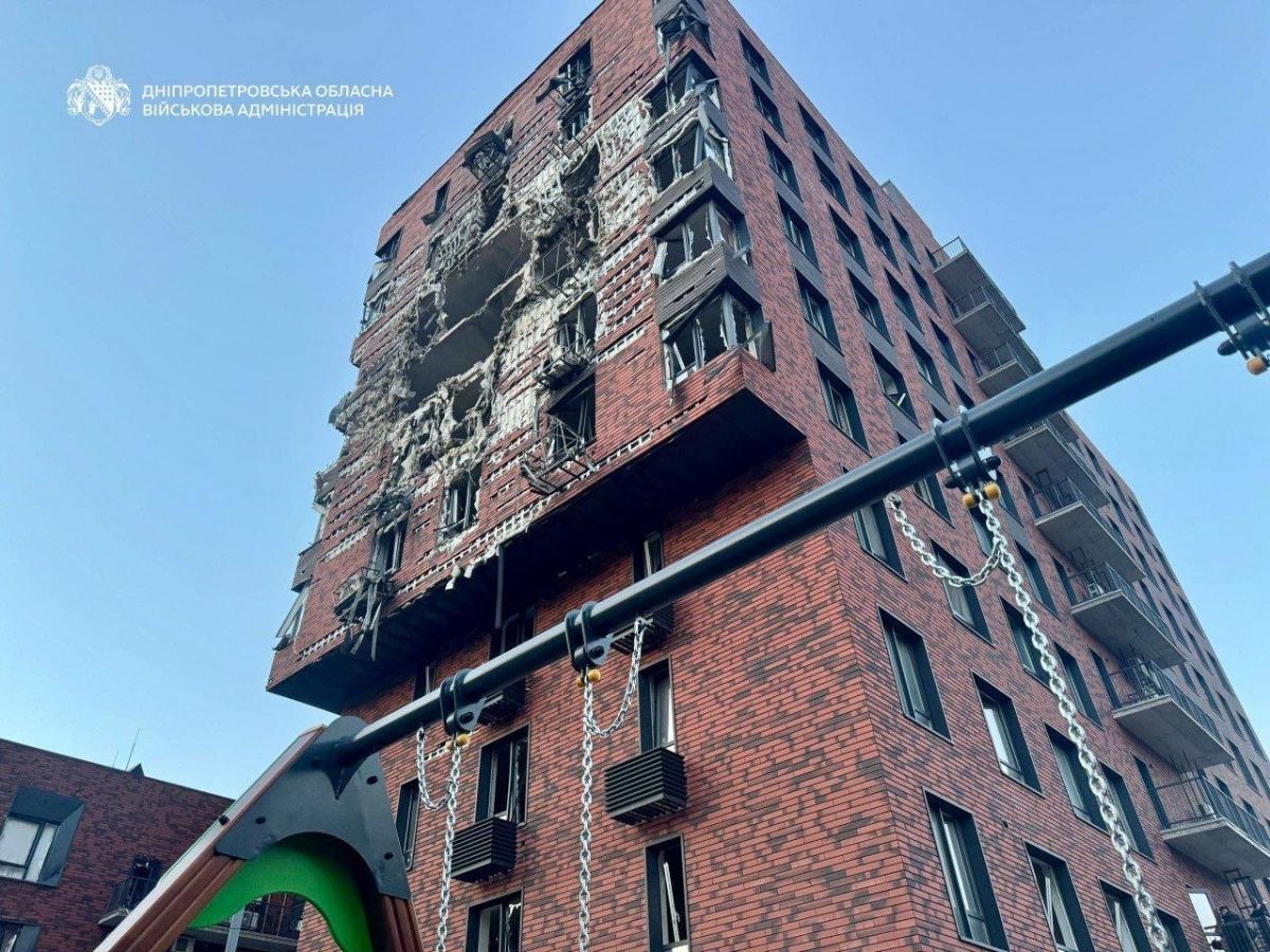 Последствия атаки на Днепр 15 апреля Последствия атаки на Днепр 15 апреля