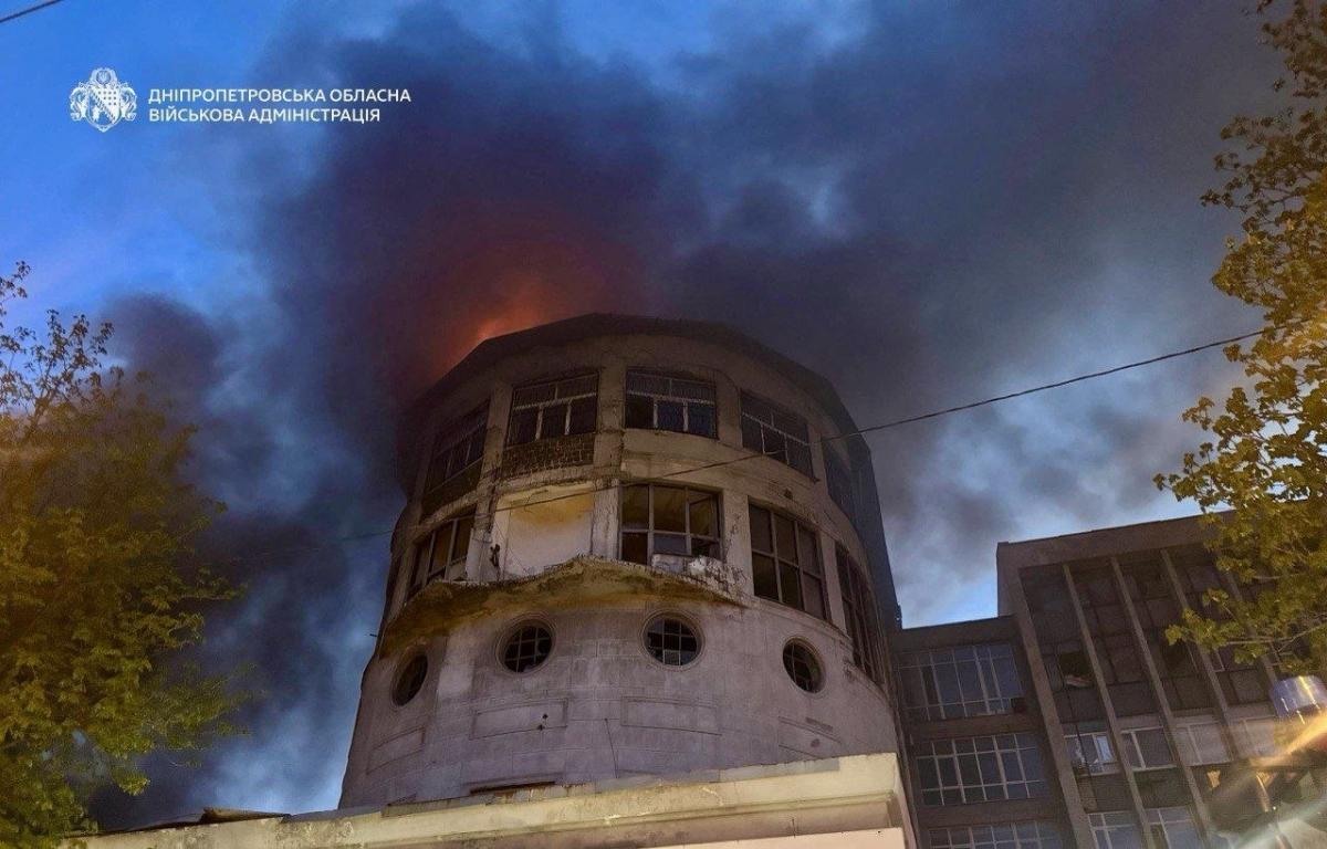 Последствия атаки на Днепр 15 апреля Последствия атаки на Днепр 15 апреля