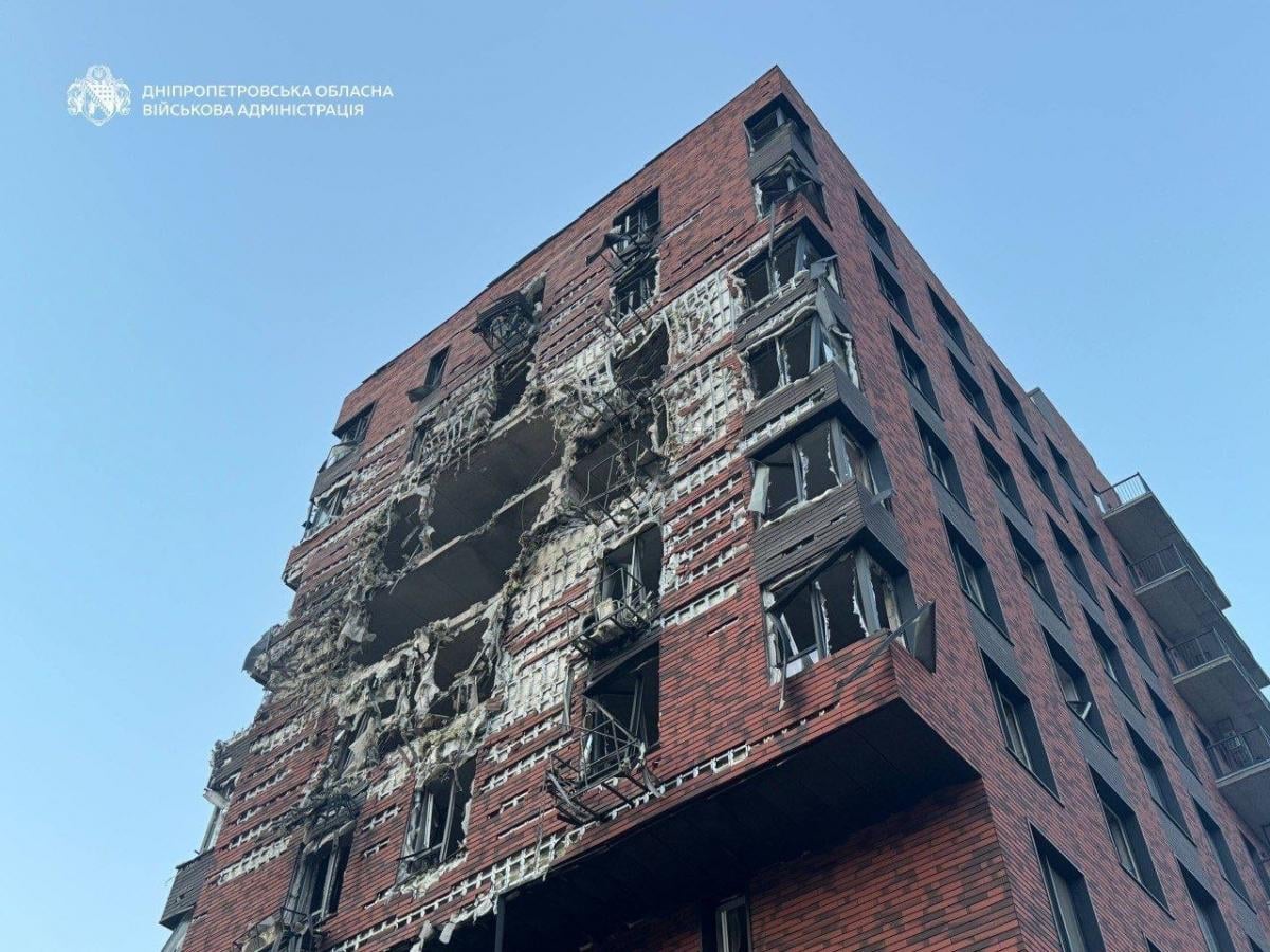 Последствия атаки на Днепр 15 апреля Последствия атаки на Днепр 15 апреля