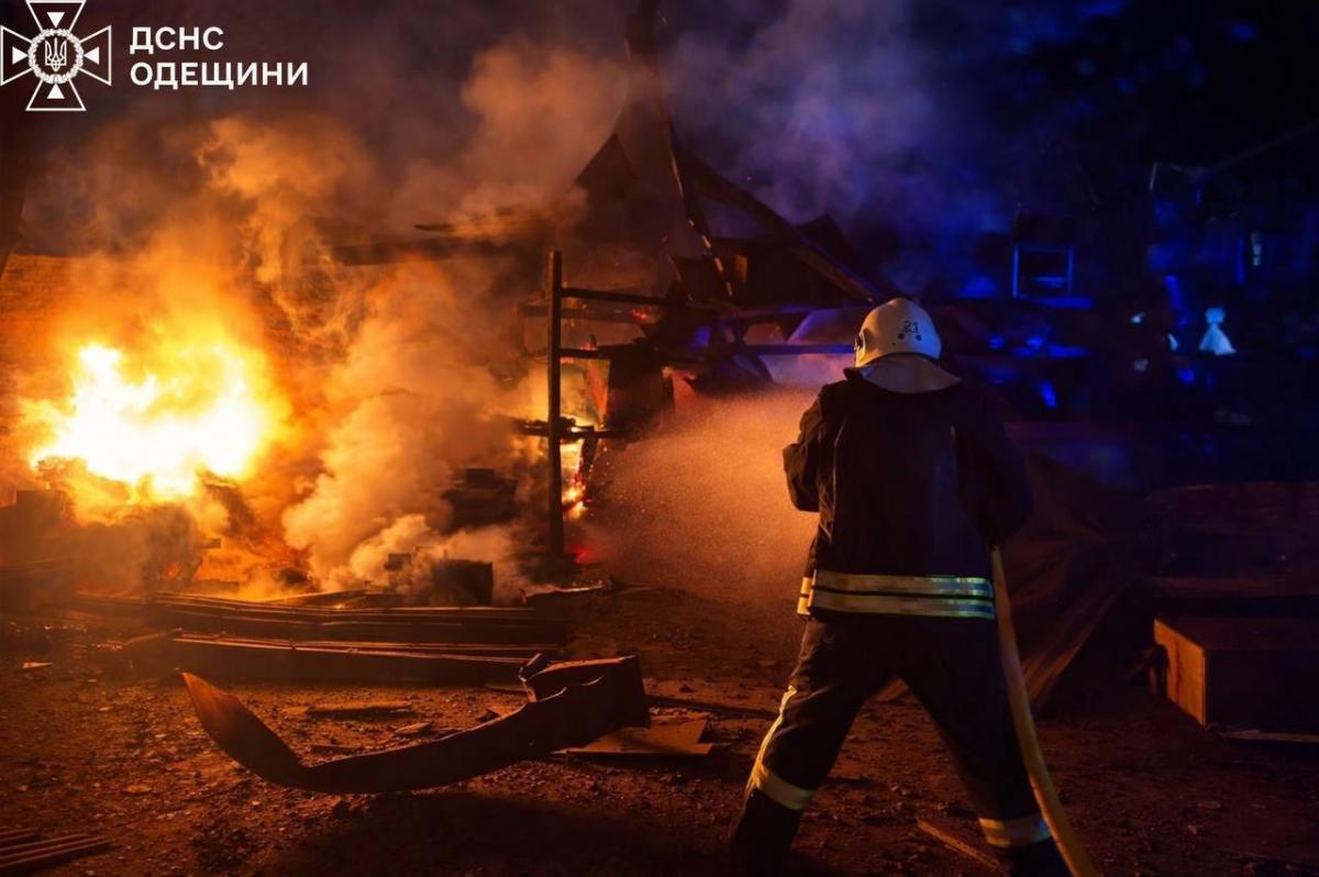 Последствия атаки на Одесскую область 15 апреля 2026 Последствия атаки на Одесскую область 15 апреля 2026