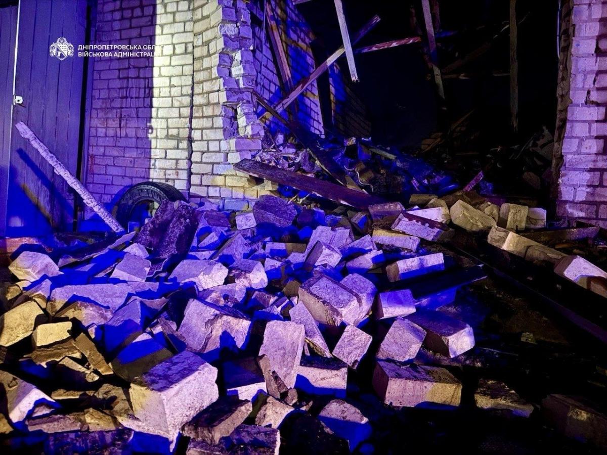 Наслідки атаки на Дніпро 15 квітня Наслідки атаки на Дніпро 15 квітня