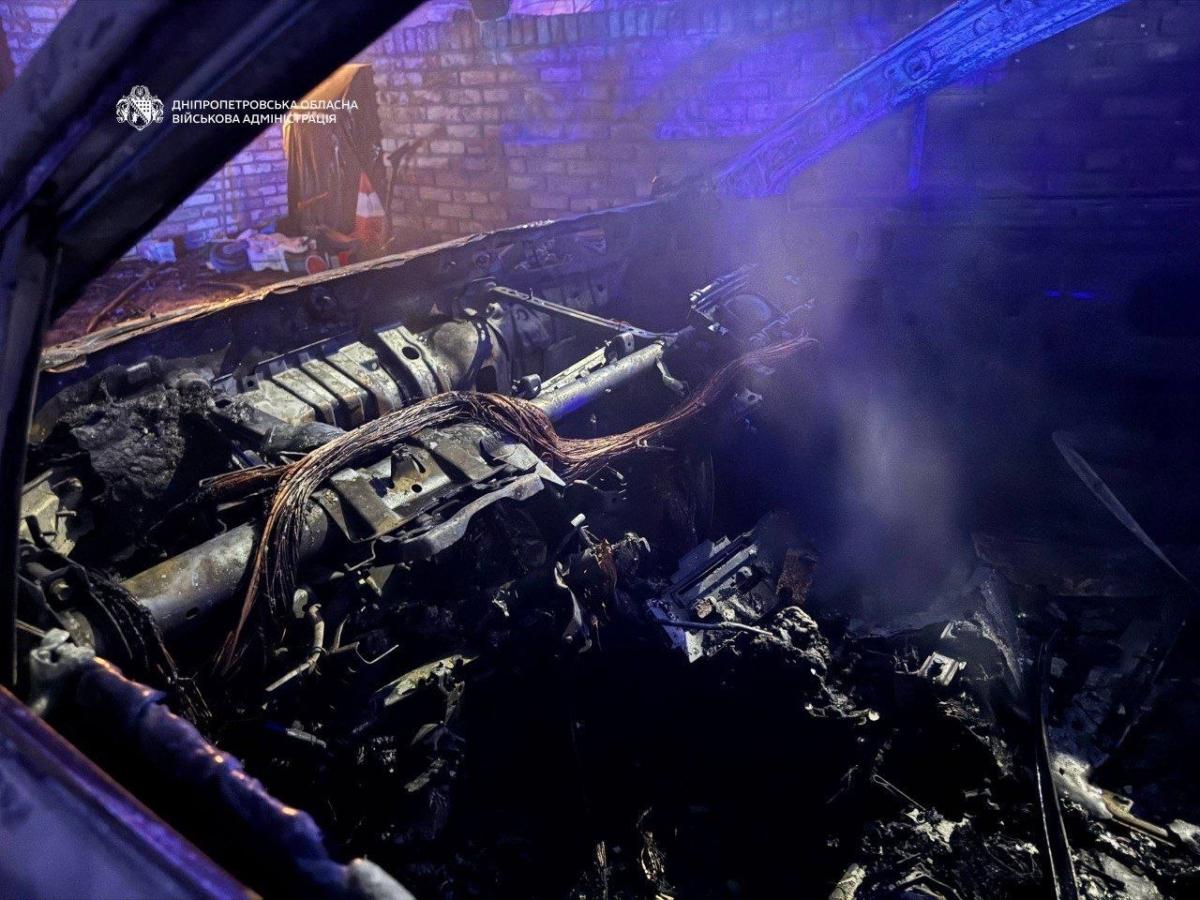 Наслідки атаки на Дніпро 15 квітня Наслідки атаки на Дніпро 15 квітня