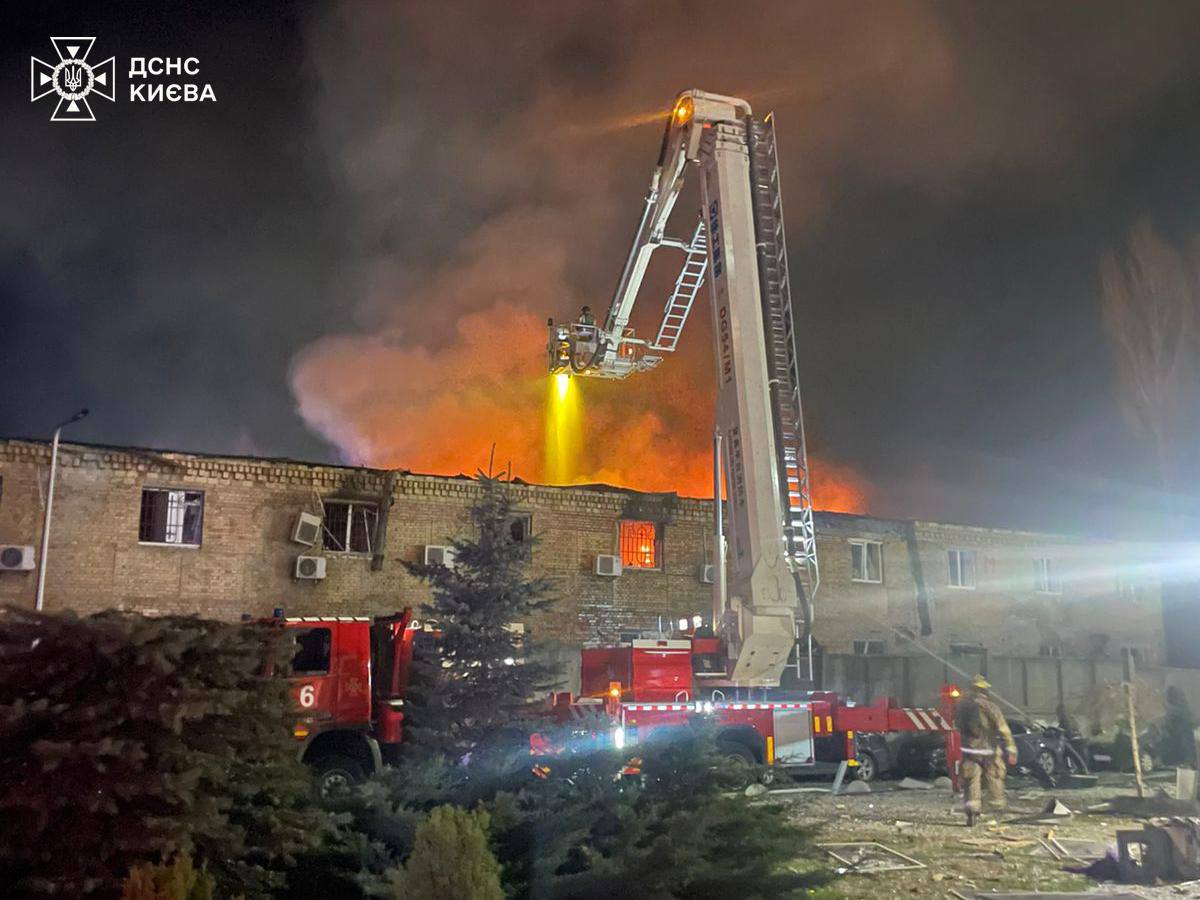 Наслідки атаки на Київ 16 квітня 2026