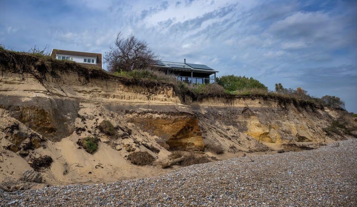 Жінка рятувала будинок 12 років Жінка рятувала будинок 12 років