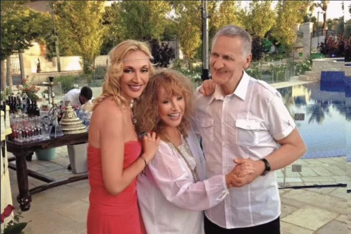 Орбакайте раніше публікувала фотографії з татом і мамою 