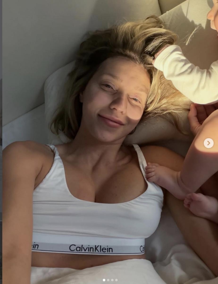 Тодоренко поскаржилася на материнство 