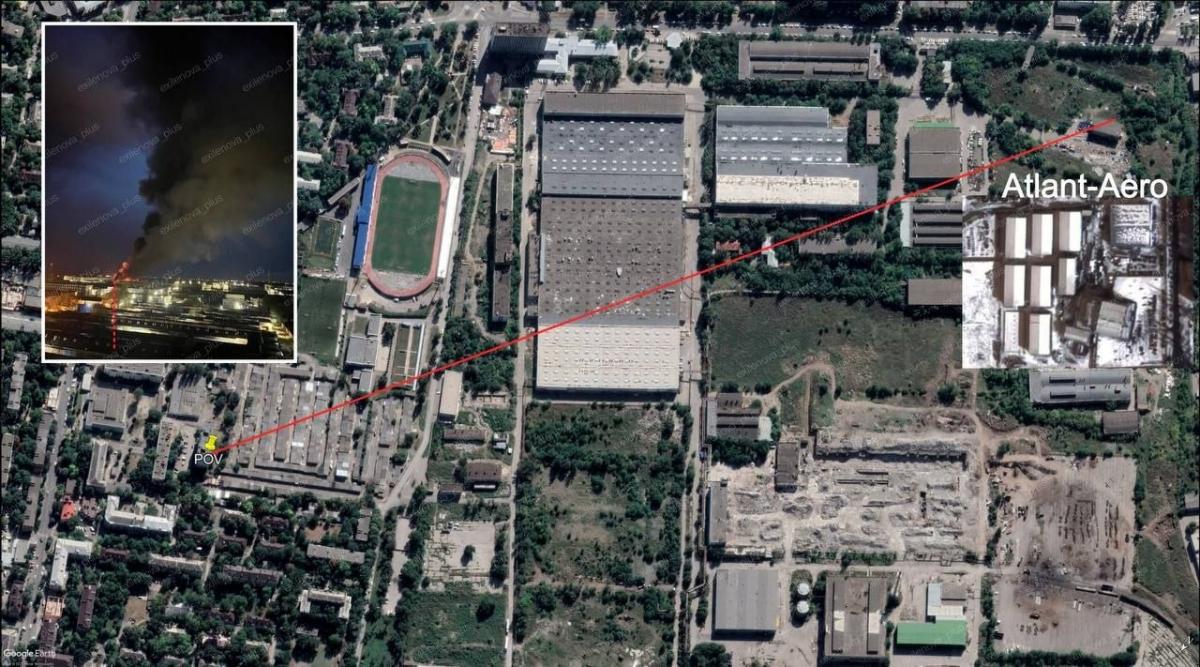 Ракети вдарили по Таганрогу: спалахнула пожежа, в небі - стовп чорного диму