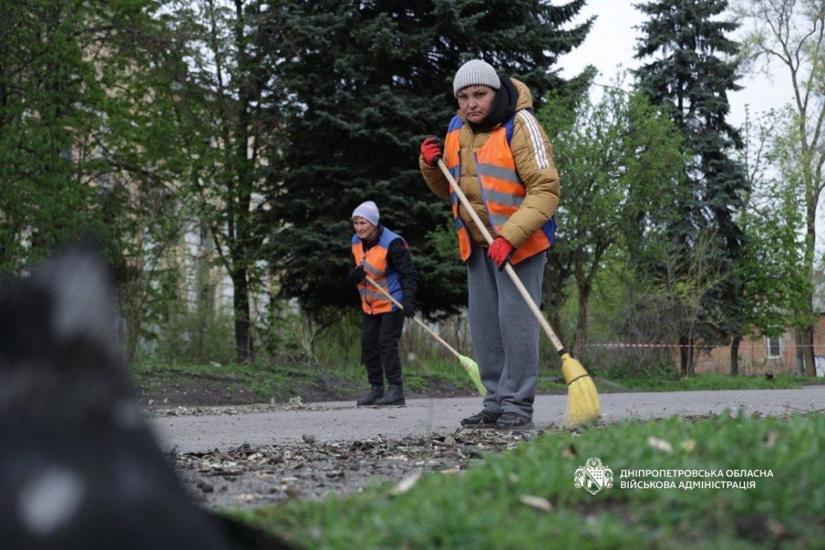 Последствия вражеской атаки на Днепр 22 апреля Последствия вражеской атаки на Днепр 22 апреля