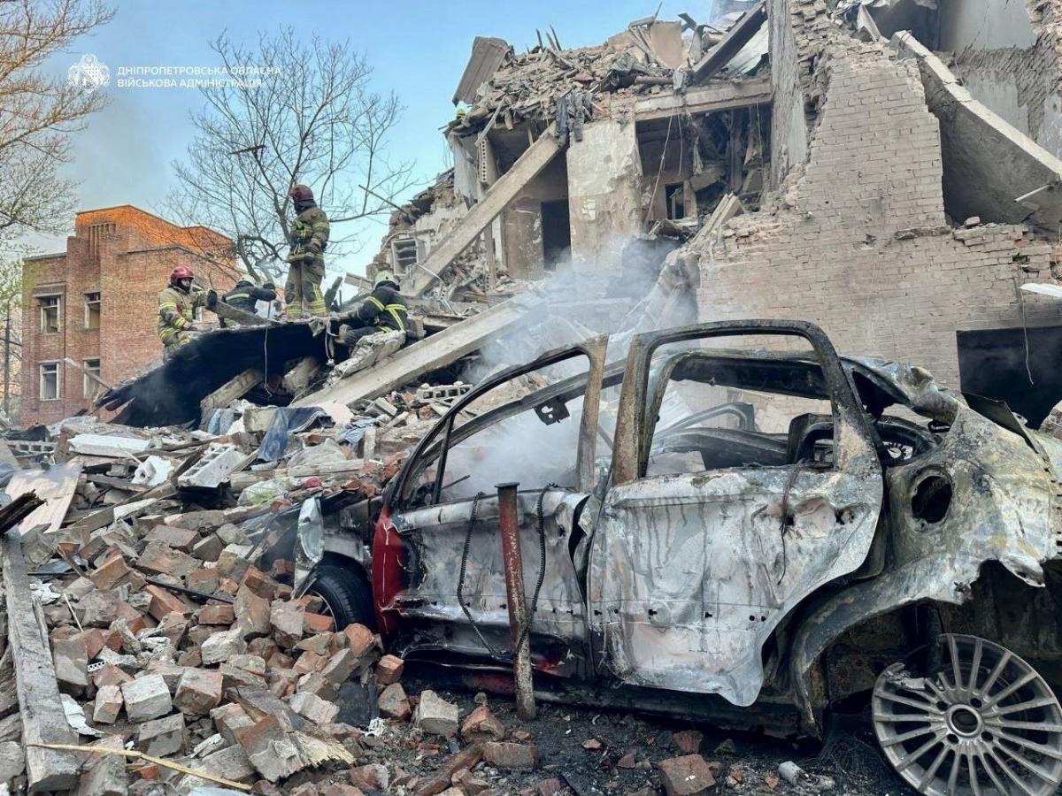 Наслідки масованого удару по Дніпру 25 квітня