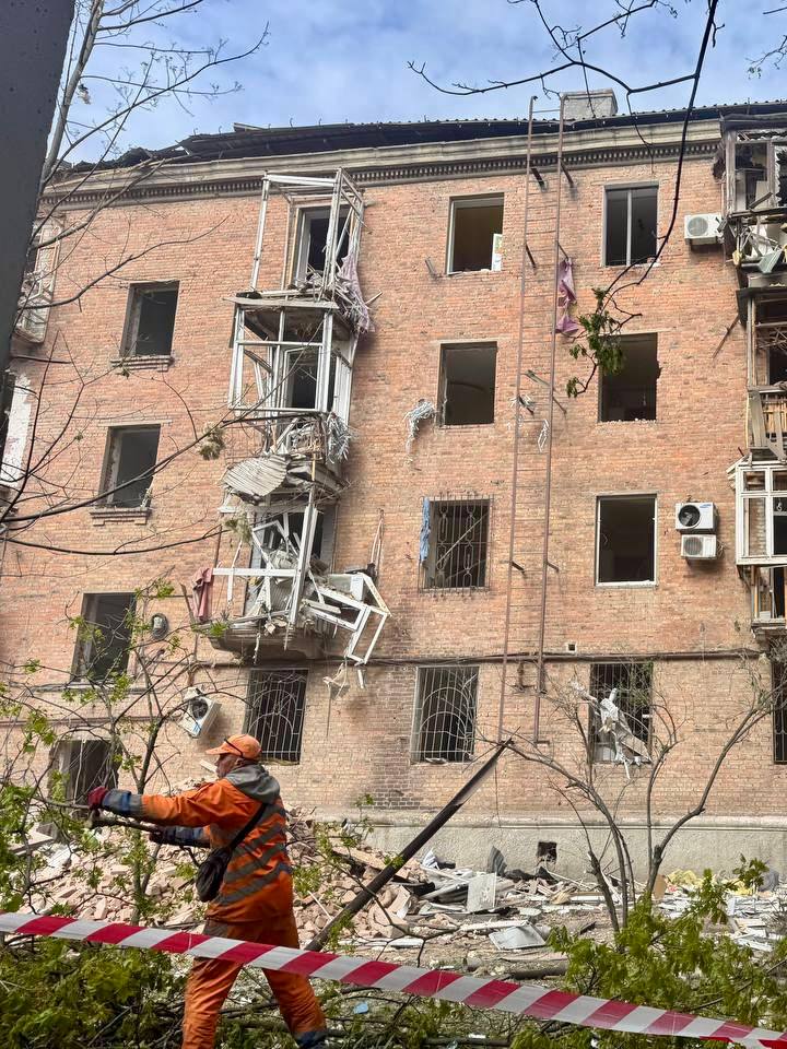 Наслідки масованого удару по Дніпру 25 квітня