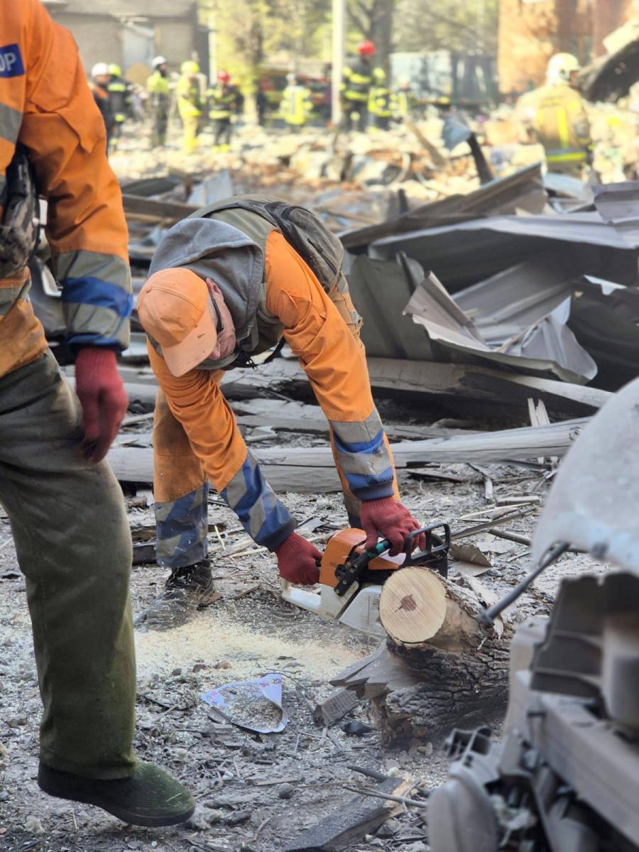 Наслідки масованого удару по Дніпру 25 квітня