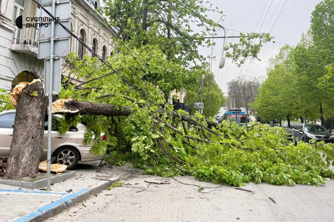 Налідки негоди в Дніпрі 26 квітня