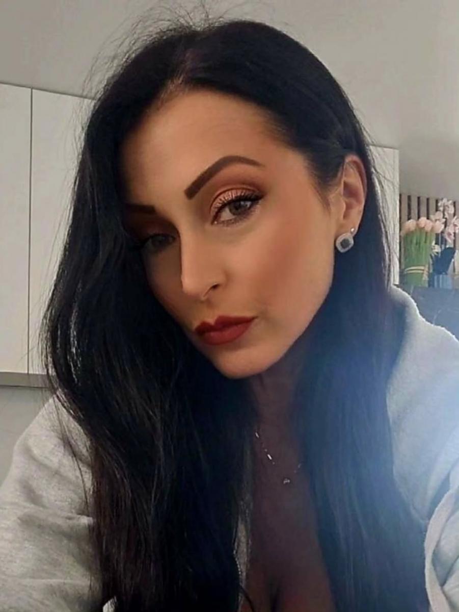 Як виглядає дружина Вірастюка