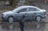 В Україну повертаються морози - де випадуть дощі та вдарять грози