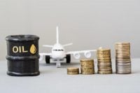 Прогноз для неба: Долінце розповів, чи зупинить паливна криза європейську авіацію