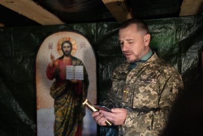 Святкуючи Великдень, слід згадувати у молитвах тих, хто зараз боронить країну, зазначив Коваленко Святкуючи Великдень, слід згадувати у молитвах тих, хто зараз боронить країну, зазначив Коваленко