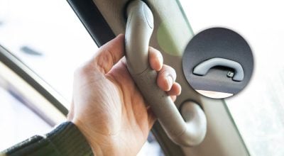 Як правильно використовувати ручки над дверима в авто: просто триматися не варто