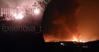 У Туапсе пролунали десятки вибухів, спалахнула нова пожежа на НПЗ: що відомо