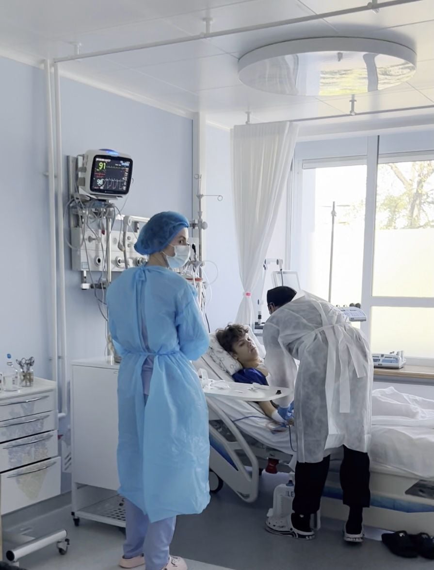 Юнаку з Рівненщини доставили серце гелікоптером та пересадили у Києві Юнаку з Рівненщини доставили серце гелікоптером та пересадили у Києві