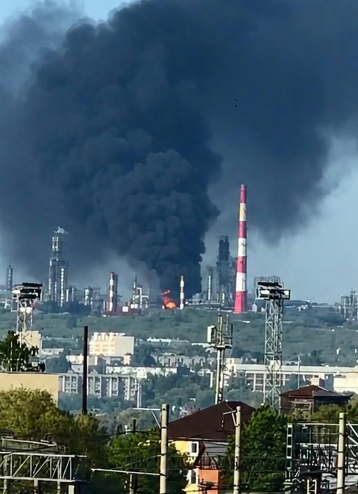 Горит Сызранский НПЗ Горит Сызранский НПЗ