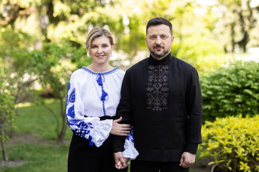 Володимир та Олена Зеленські у вишиванках