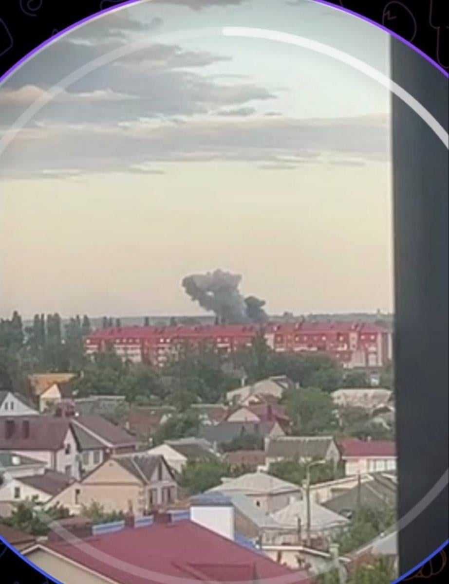 В Воронеже - черный дым после атаки