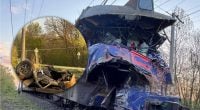 Смертельна аварія на Львівщині: потяг зійшов з рейок після зіткнення: є загиблі