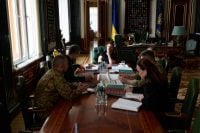 Повышение зарплат, новые контракты и демобилизация: Зеленский анонсировал реформу армии
