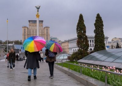 Температура резко снизится: в Украине начнется период дождей и гроз