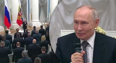 Путін тричі не зміг прокричати "ура": Кремль почав видаляти відео з конфузом
