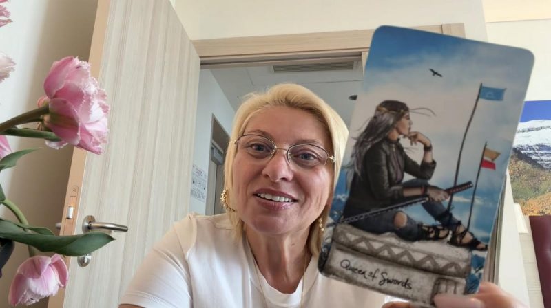 Гороскоп Таро на червень 2026: на кого чекають нові знайомства, прибуток і важливий вибір
