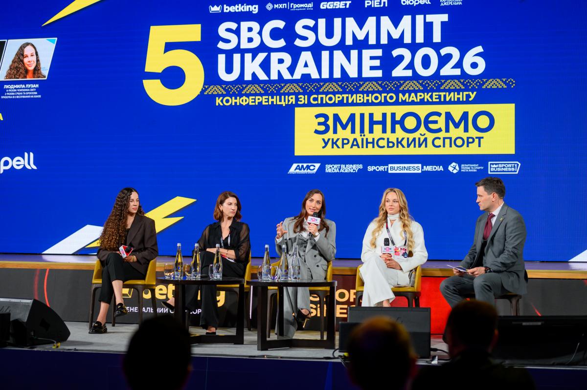 Майже 1500 учасників, 60 спікерів та цілий день нетворкінгу: у Києві відбулась ювілейна конференція зі спортивного маркетингу SBC Summit Ukraine 2026