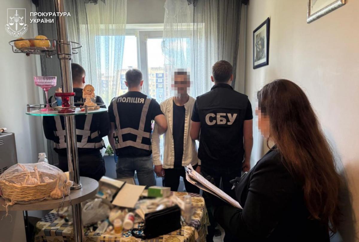 У Львові затримали торговця зброєю