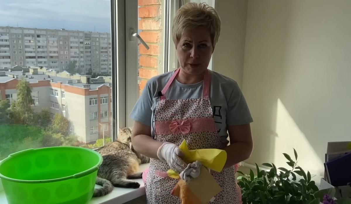 Якщо під рукою немає спеціального миючого засобу, можна скористатися перевіреними домашніми методами