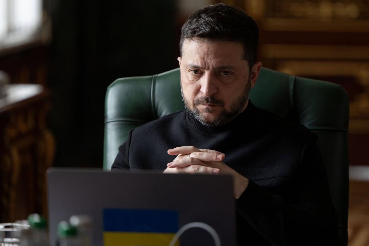 Якби Зеленский не повернув орден полякам, завтра вони б розповідали Україні, які пам’ятники ставити і кого вважати героями, вважає Огризко