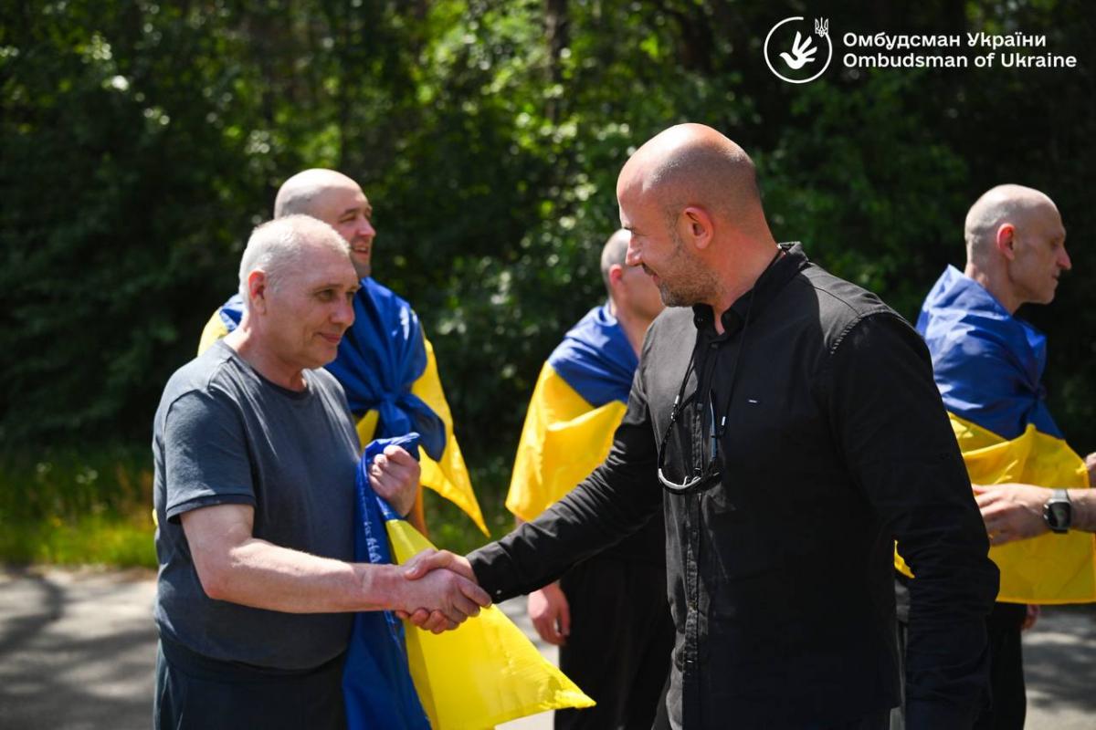 Україна повернула з російської неволі ще сімох цивільних