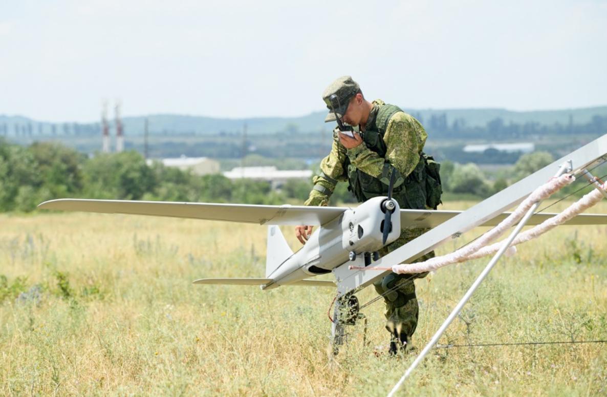 Росіяни мають значний потенціал безпілотних літальних апаратів, особливо літакового типу; у них дуже багато дешевих і ефективних дронів - Дзюбенко / Вікіпедія