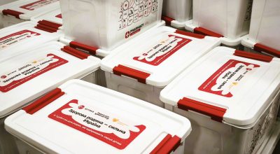 100 аптечок для 100 родин: "Аптека 9-1-1" підтримала сім’ї, які виховують дітей без батьківського піклування