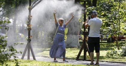 Вдарить до +37: де випадуть дощі та коли чекати послаблення спеки в Україні